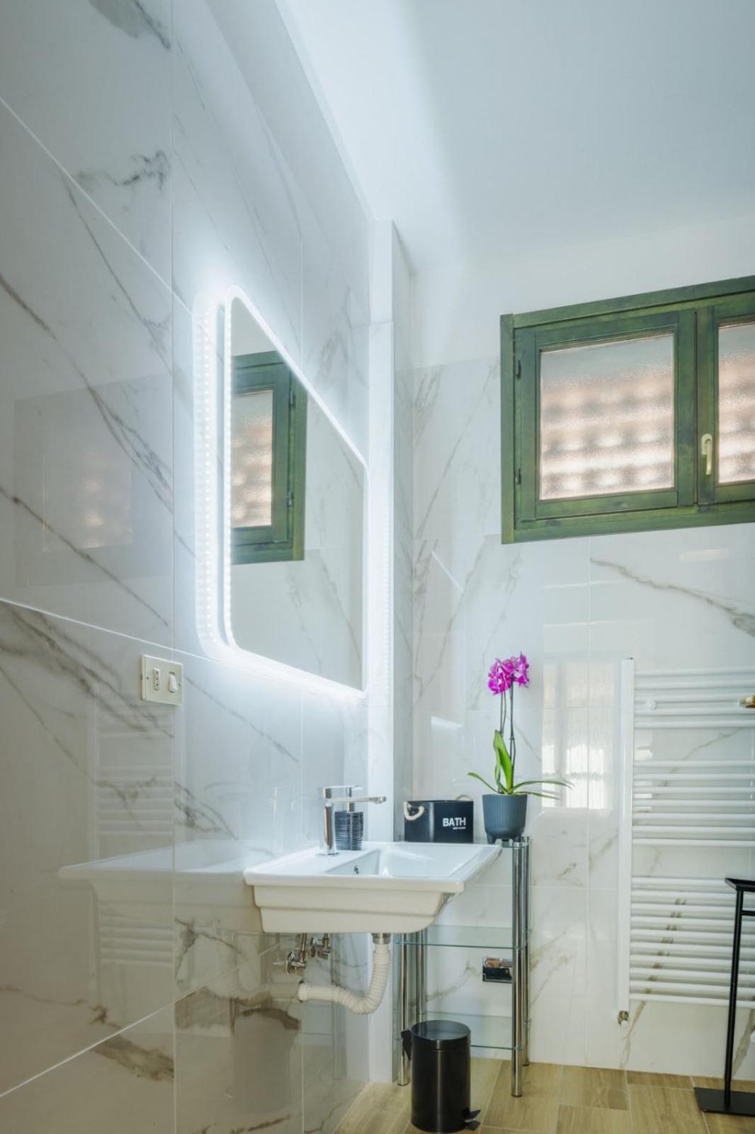 Casa Louise - Appartamento Don Bedetti Bologna Buitenkant foto